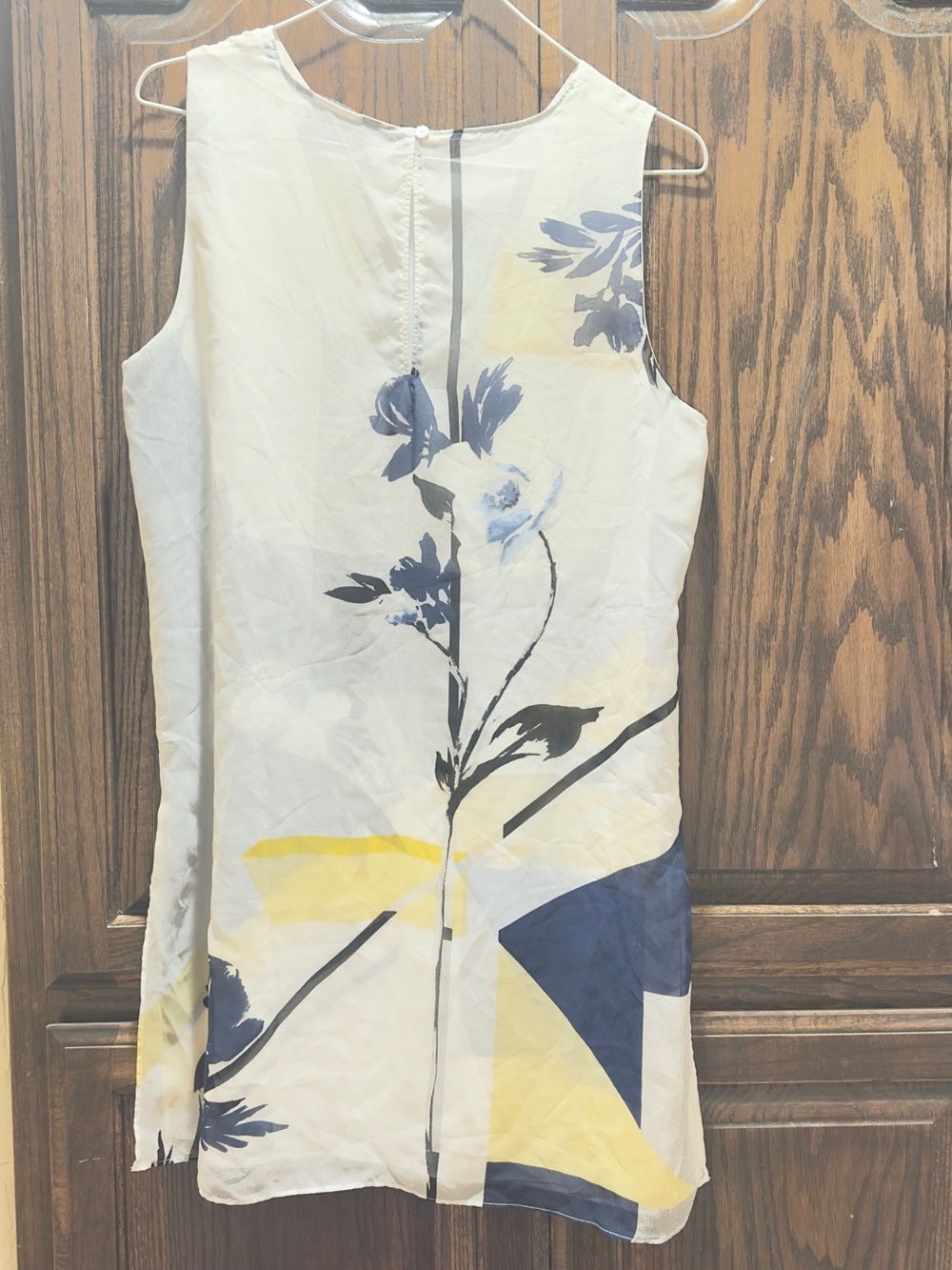 White House Black Market Sleeveless White Floral with Blue and Yellow Accents